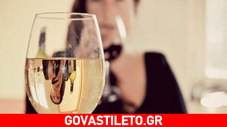 Το αλκοόλ «κλειδώνει» τη δίαιτα